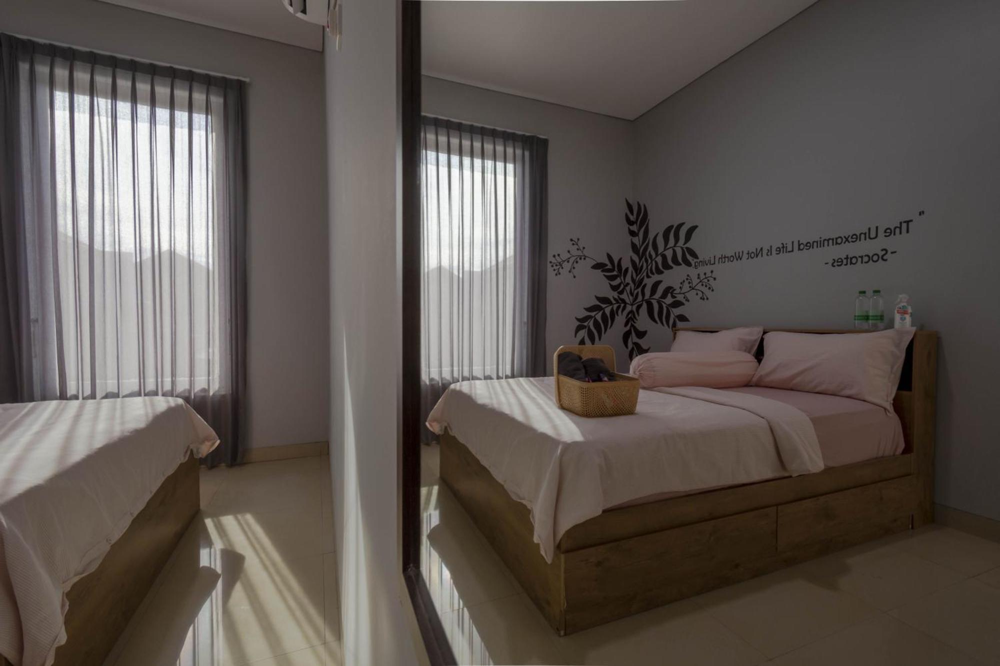Villa Palm Springs By Reqhome Ciater Hilir Exteriér fotografie